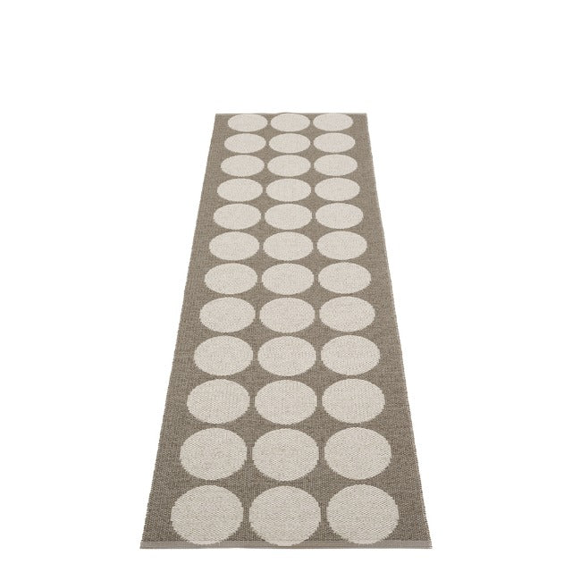 70x240cm / 2.25x8ft HUGO RUG- WALNUT LINEN