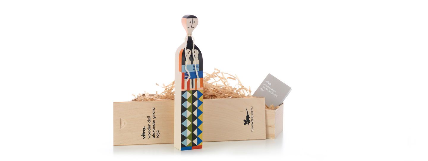 Wooden Doll Alexander Girard , 1952 ( No. 05)