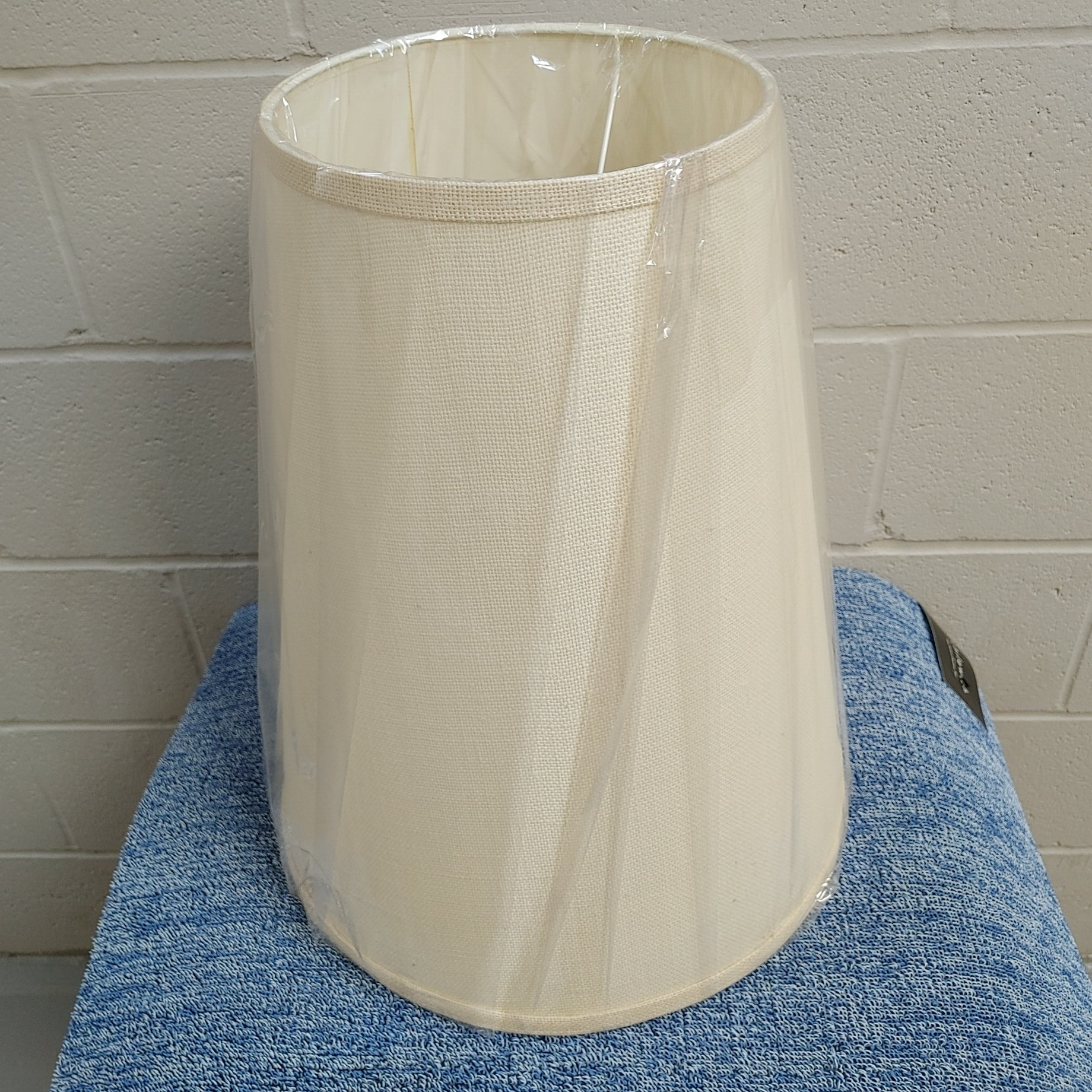 Lampshades In stock #14 standard white burlap