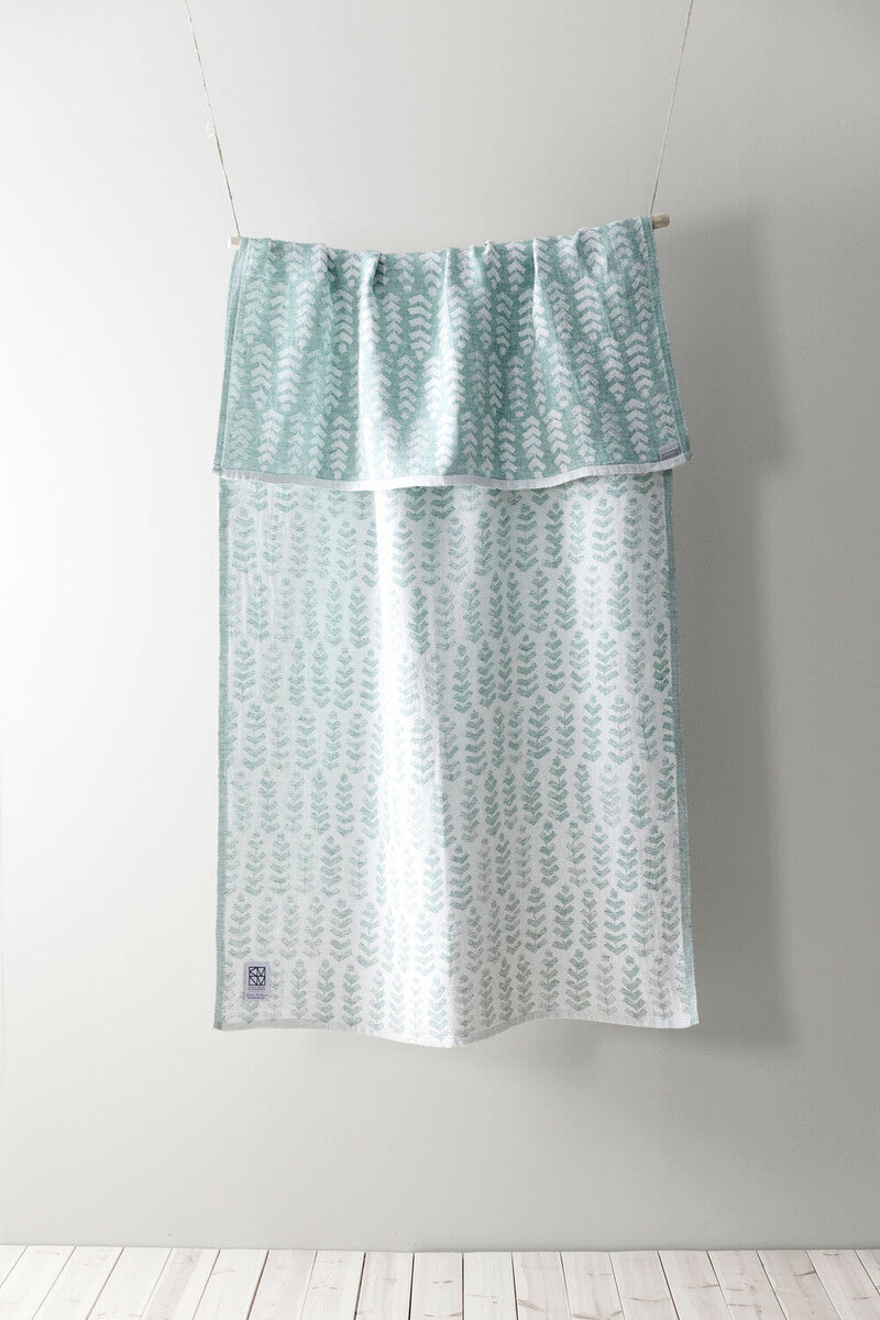 RUUSU x HVITTRÄSK towel 95x180cm 4/white-aspen green