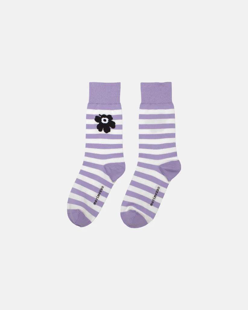 Kasvaa Tasaraita Unikko Socks white lavender black