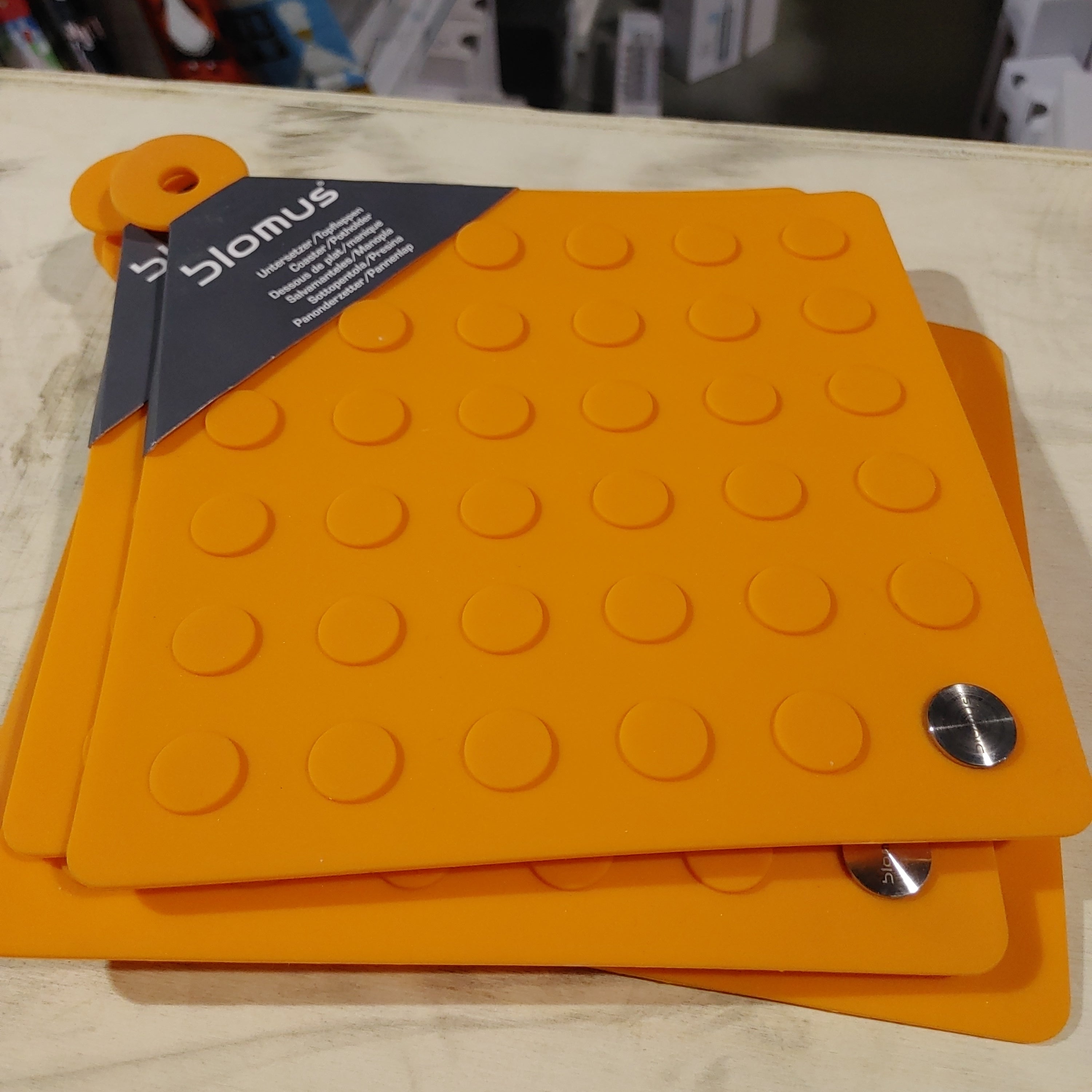 Pot holder / coaster silicone ( four colours)